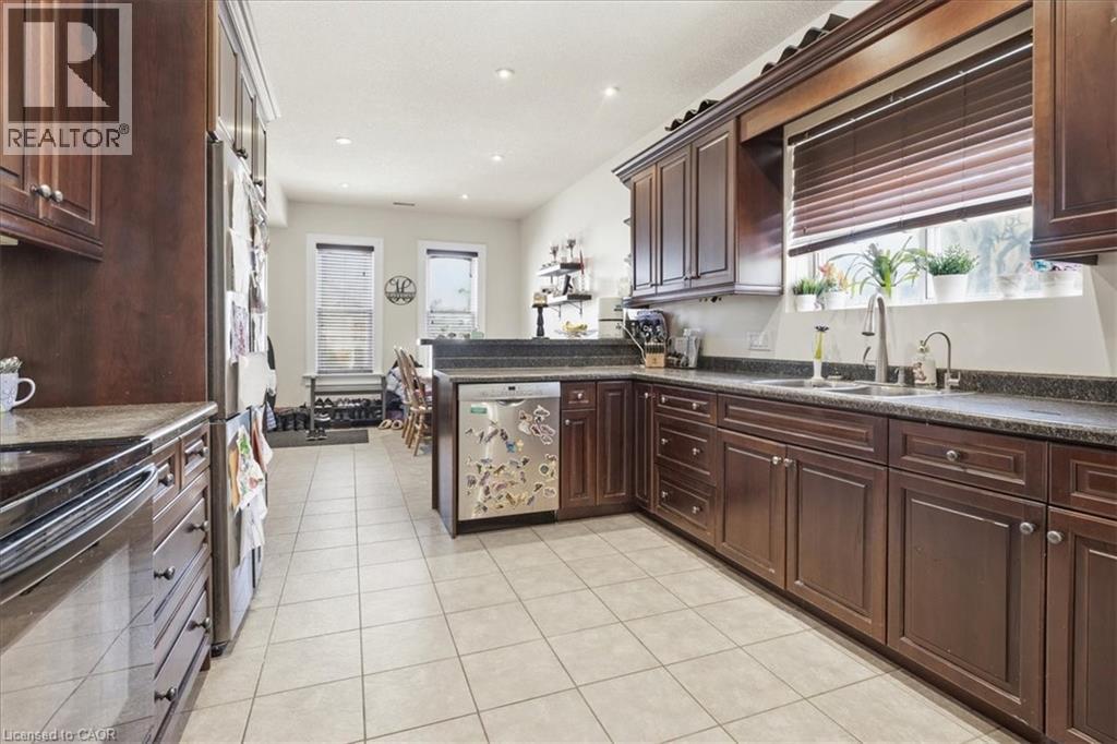 31 Bingeman Street, Kitchener, Ontario  N2H 2R7 - Photo 24 - 40815016