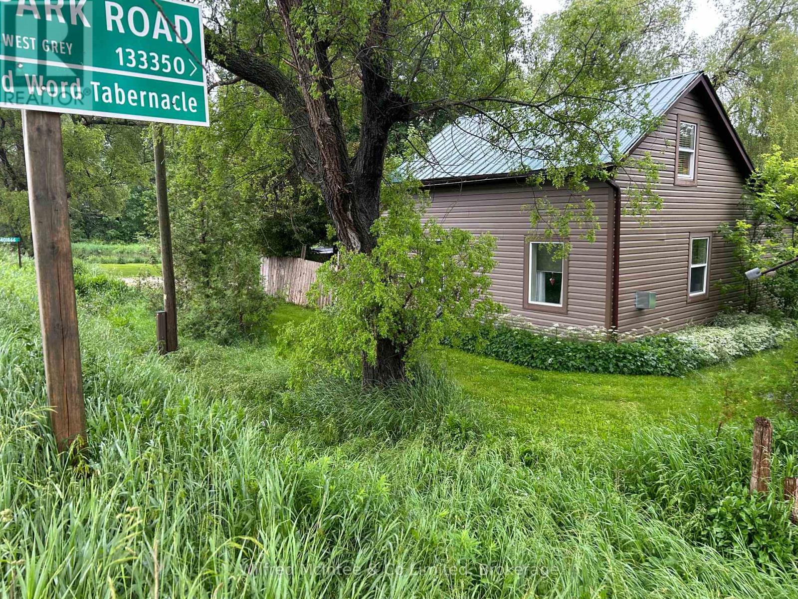 401866 Grey 4 Road, West Grey, Ontario  N4N 3B8 - Photo 9 - X12986352