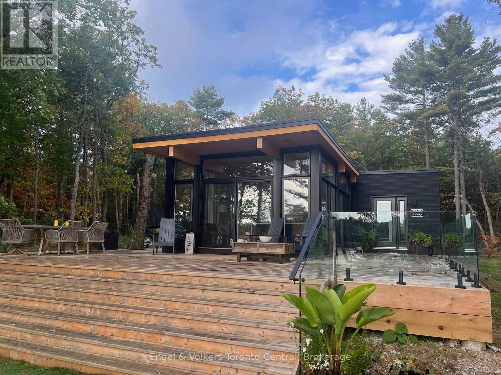 736 2190 Island, Georgian Bay, Ontario  P0E 1E0 - Photo 2 - X12987316