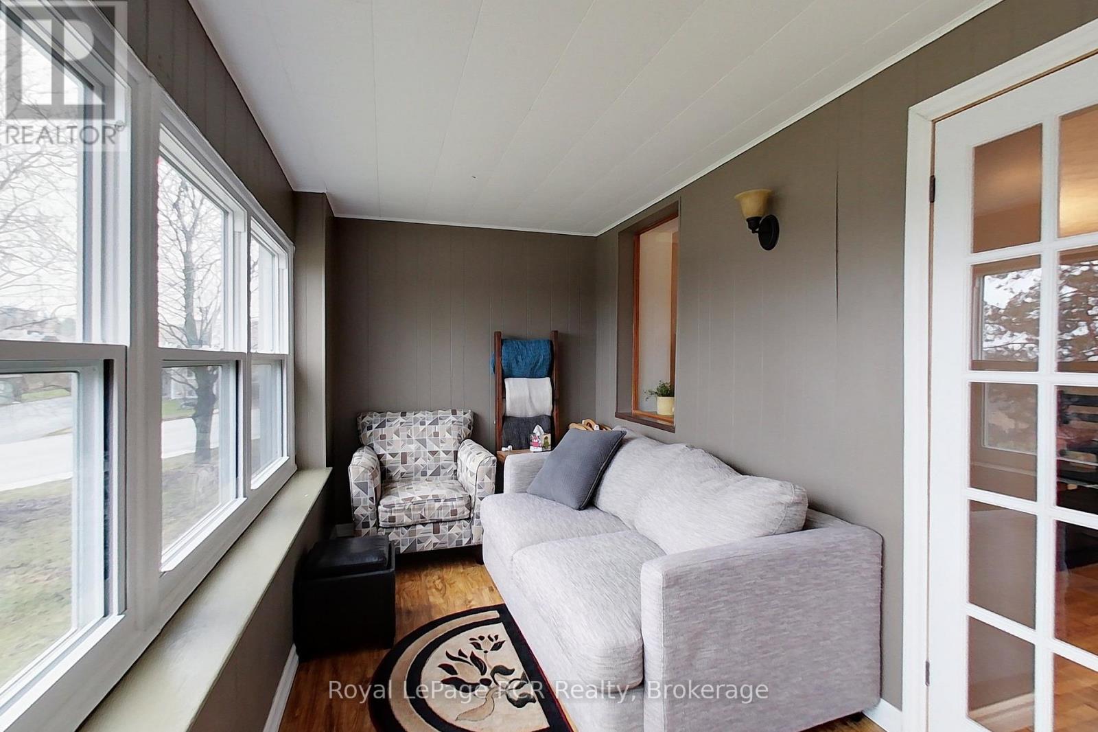 10 Walker Street, Brockton, Ontario  N0G 2V0 - Photo 18 - X12989028