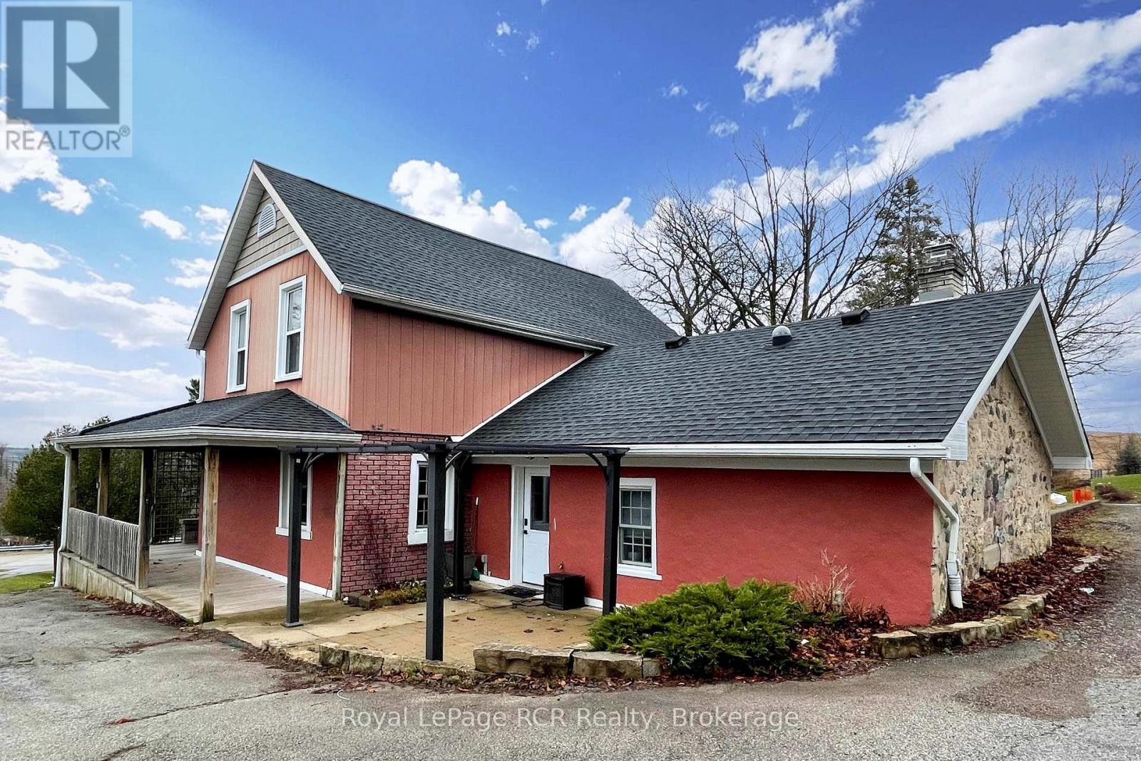 10 Walker Street, Brockton, Ontario  N0G 2V0 - Photo 2 - X12989028