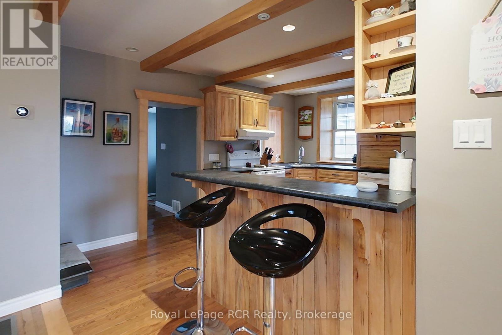 10 Walker Street, Brockton, Ontario  N0G 2V0 - Photo 24 - X12989028