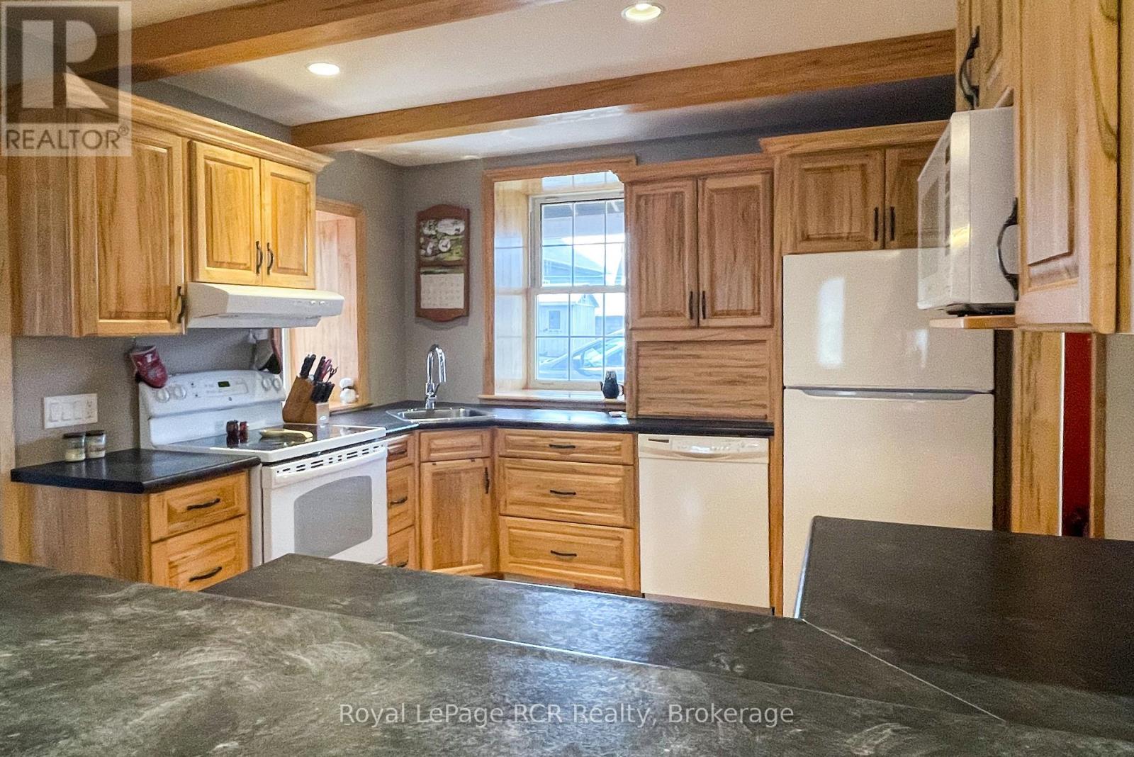 10 Walker Street, Brockton, Ontario  N0G 2V0 - Photo 25 - X12989028