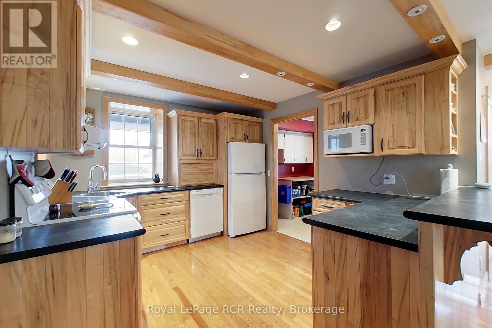 10 Walker Street, Brockton, Ontario  N0G 2V0 - Photo 27 - X12989028