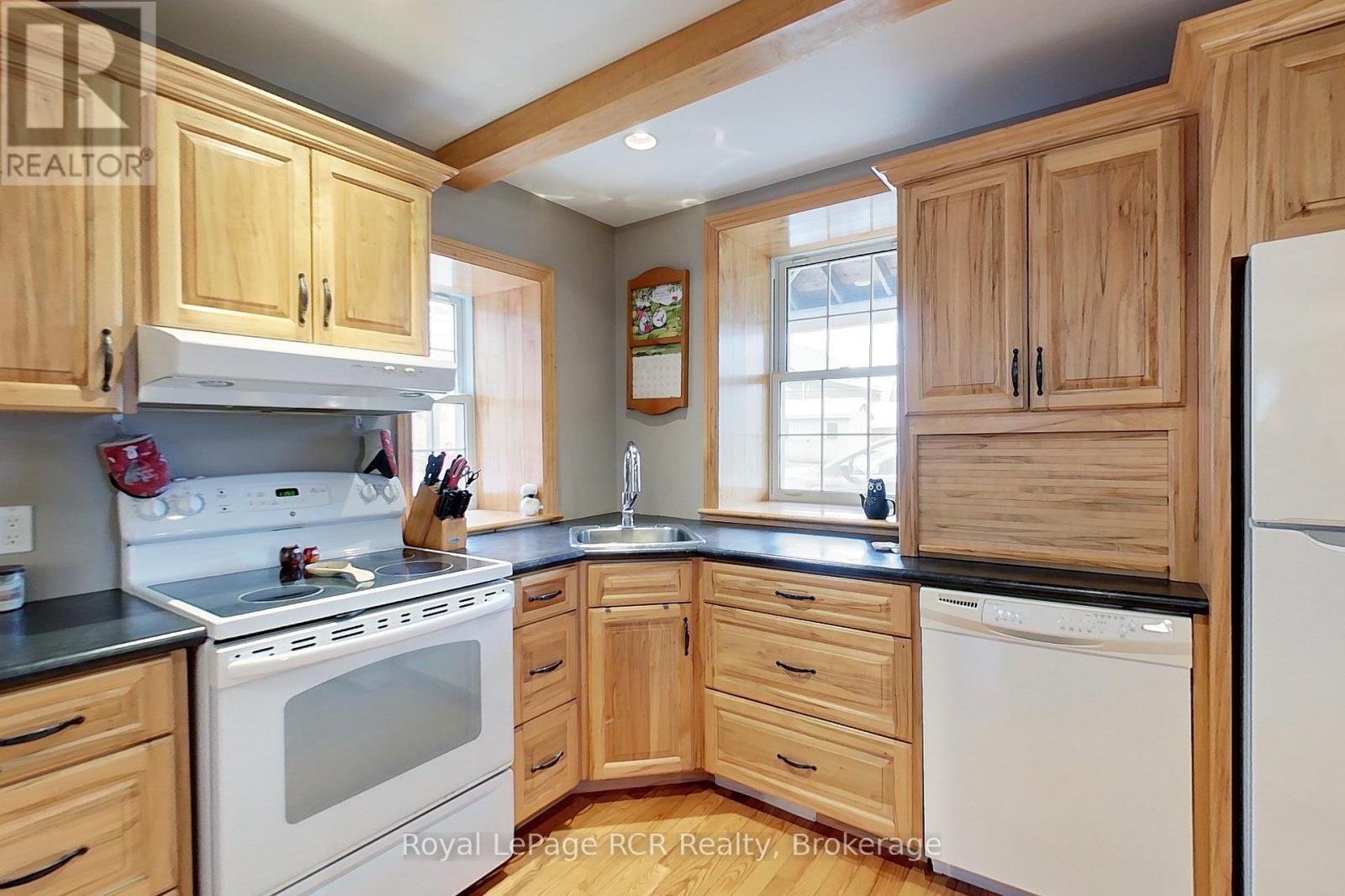 10 Walker Street, Brockton, Ontario  N0G 2V0 - Photo 28 - X12989028