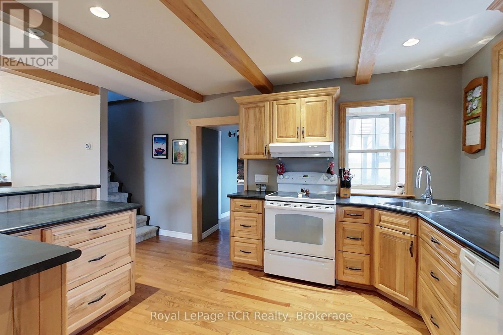 10 Walker Street, Brockton, Ontario  N0G 2V0 - Photo 30 - X12989028