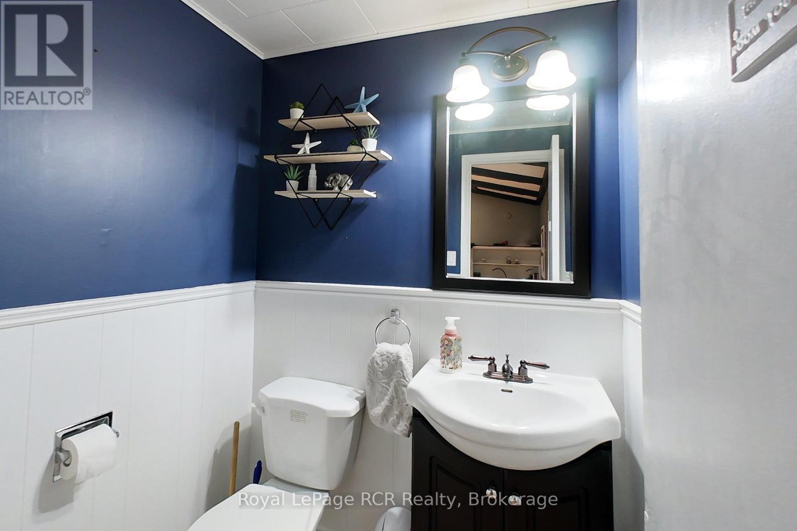 10 Walker Street, Brockton, Ontario  N0G 2V0 - Photo 35 - X12989028