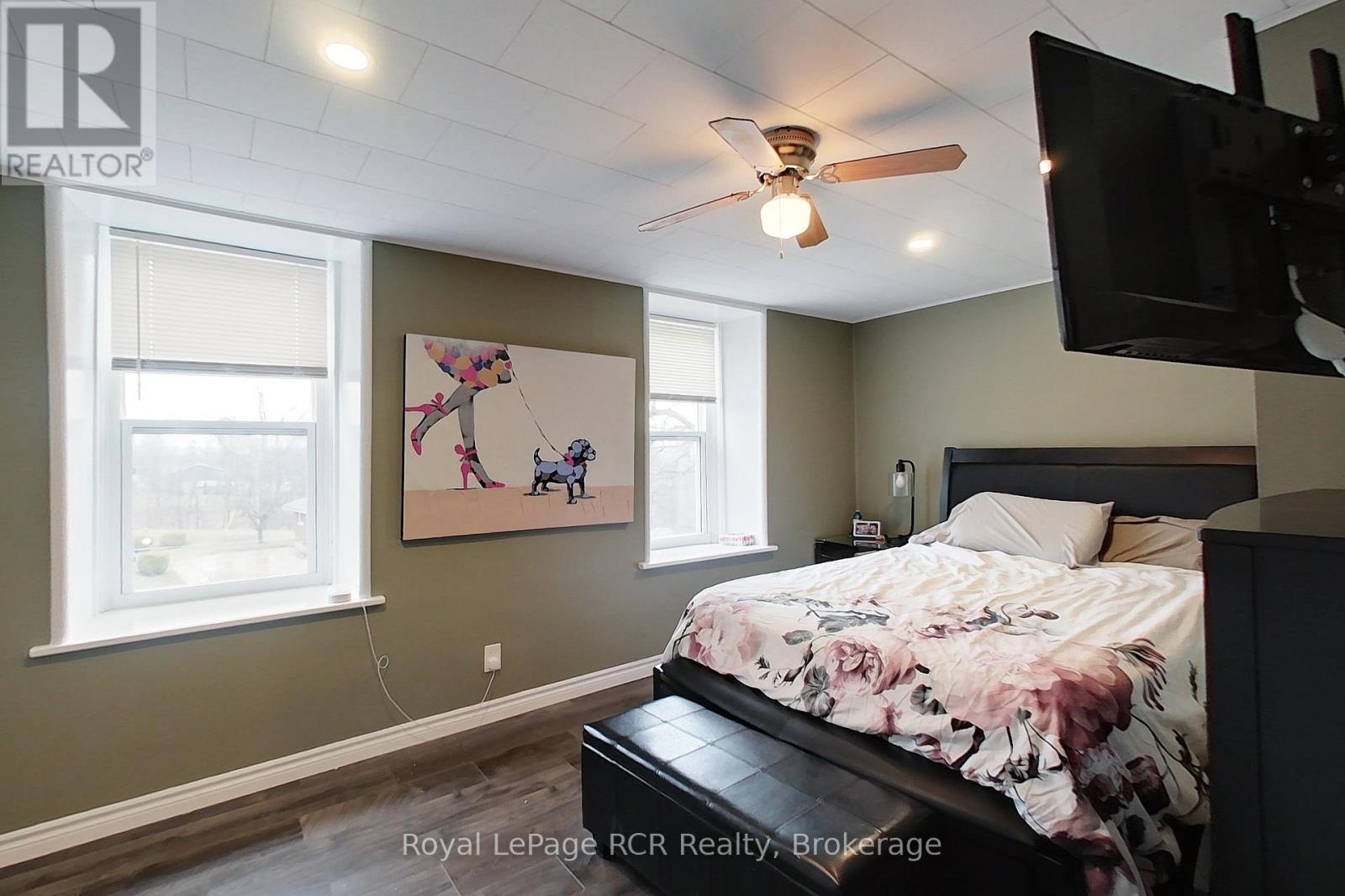 10 Walker Street, Brockton, Ontario  N0G 2V0 - Photo 38 - X12989028