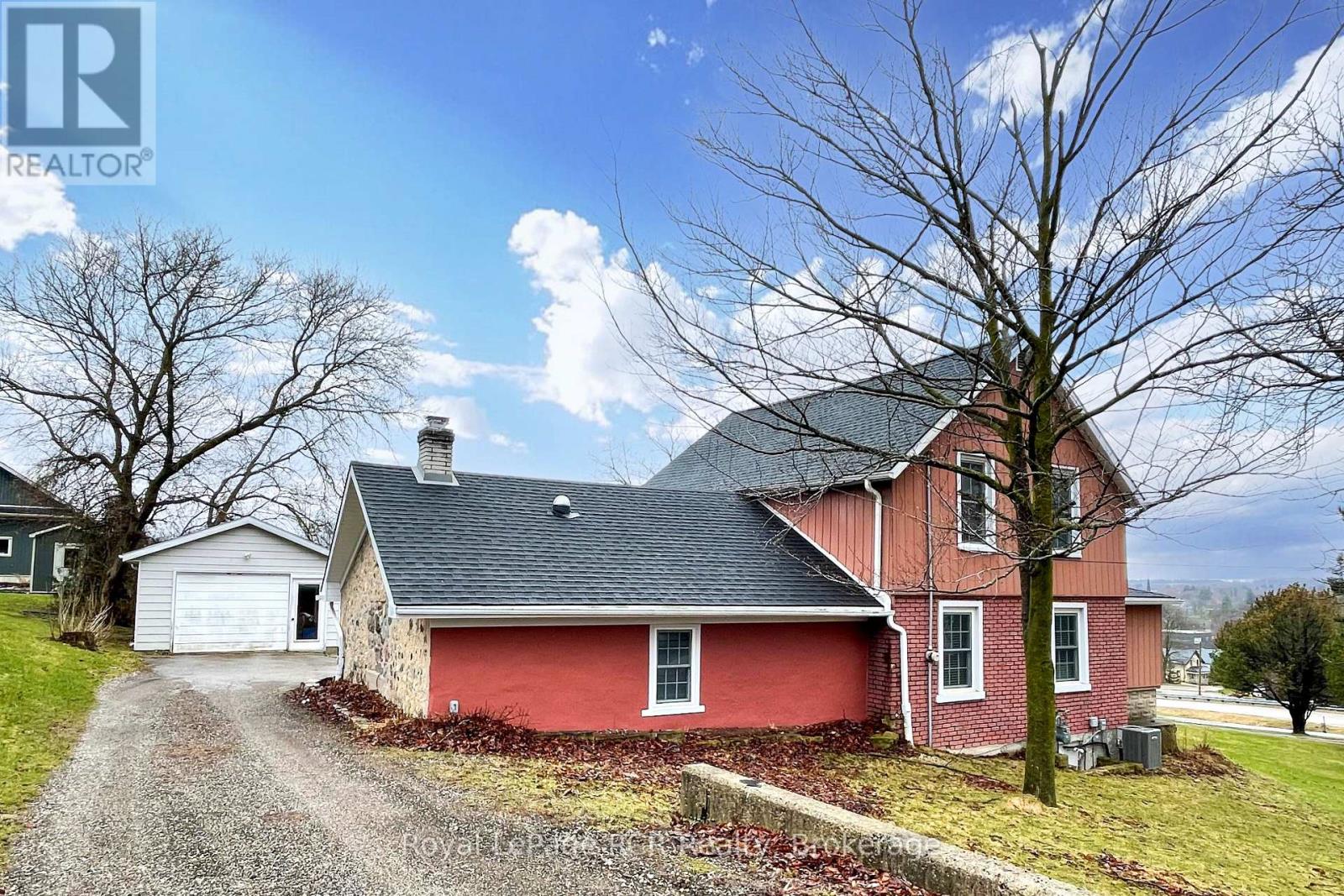 10 Walker Street, Brockton, Ontario  N0G 2V0 - Photo 7 - X12989028