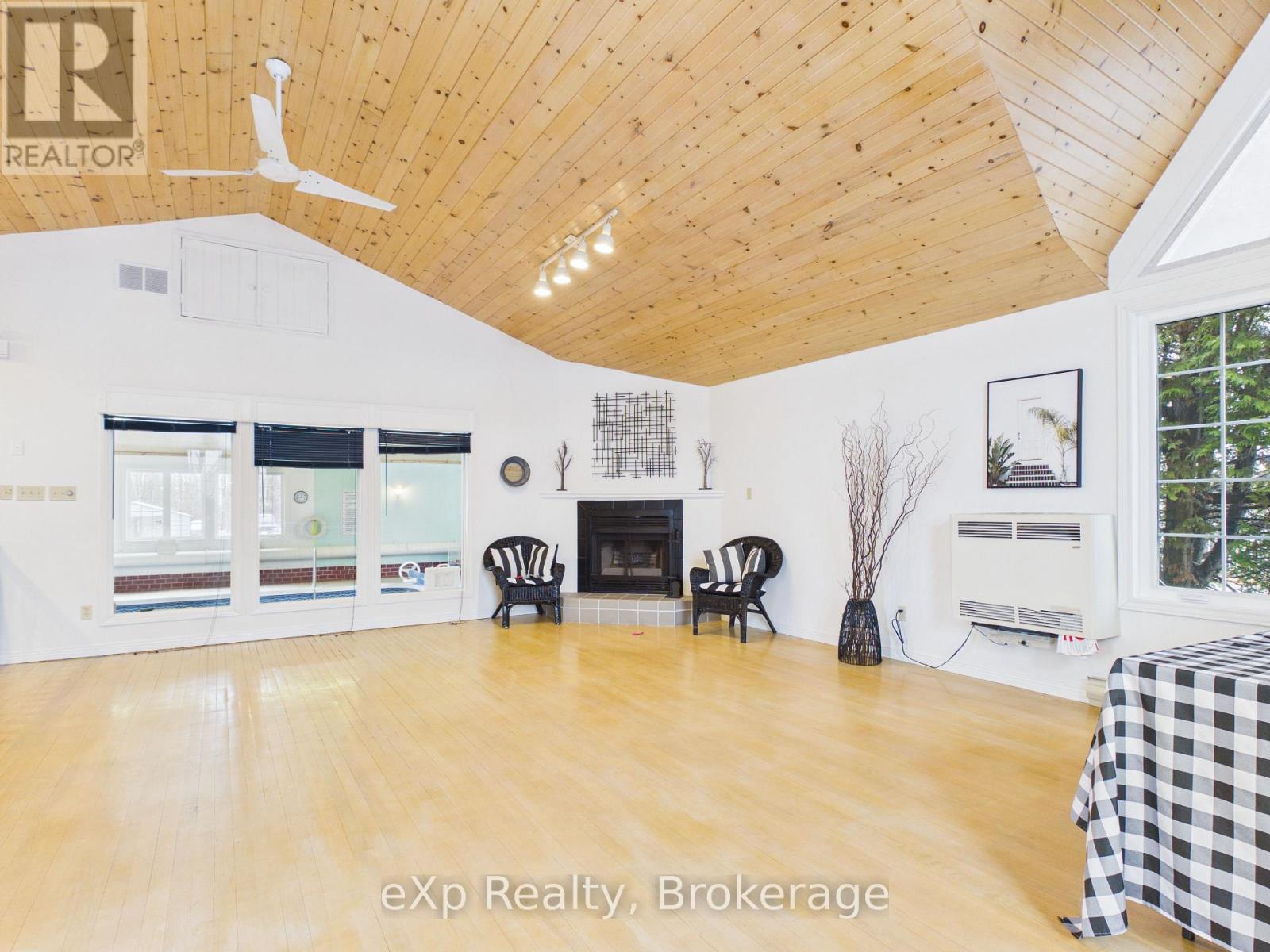2 - 83 Victoria Street, Meaford, Ontario  N4L 1R4 - Photo 28 - X12989178