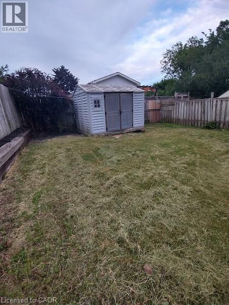 71 Nickolas Crescent, Cambridge, Ontario  N3C 3L7 - Photo 2 - 40820021
