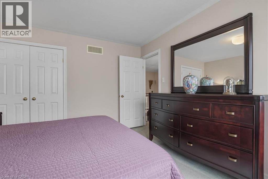 54 Woodcrest Court, Kitchener, Ontario  N2P 2K2 - Photo 35 - 40819862