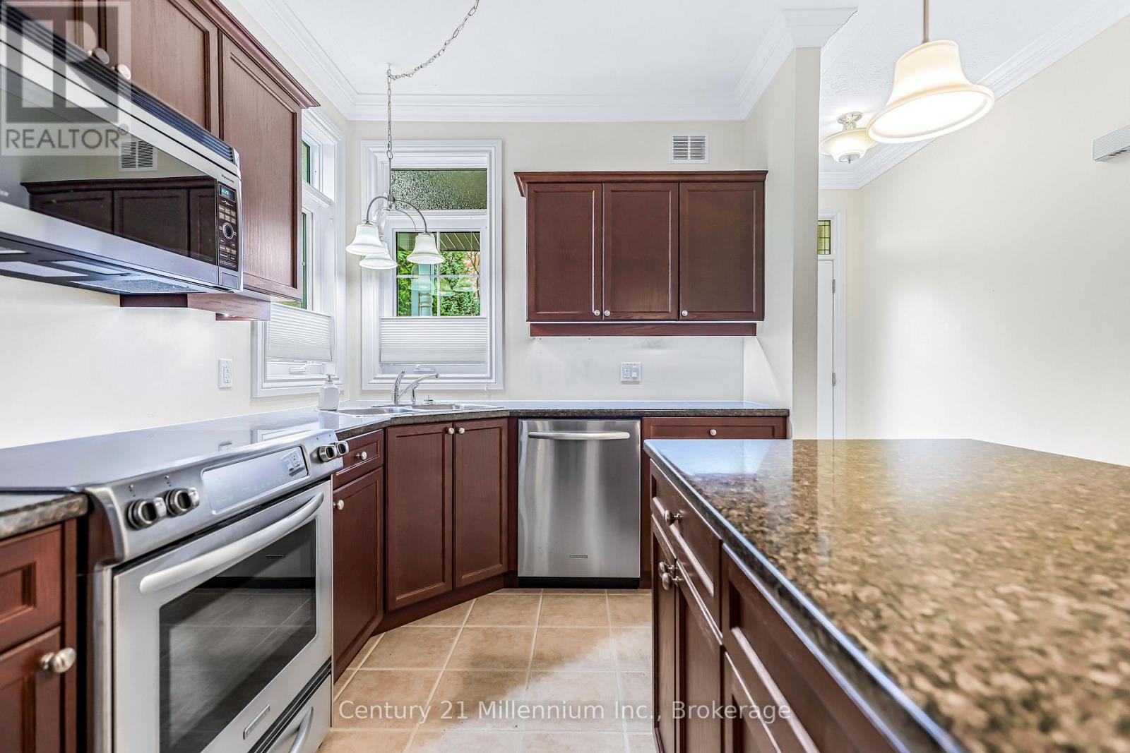 11 - 190 Morpeth Street, Saugeen Shores, Ontario  N0H 2L0 - Photo 10 - X12989984