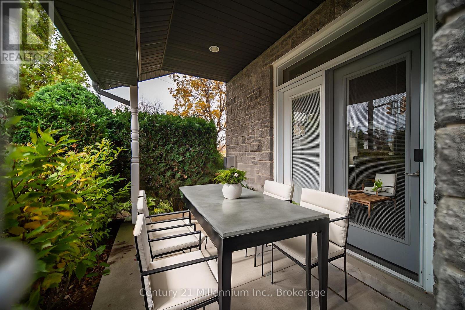 11 - 190 Morpeth Street, Saugeen Shores, Ontario  N0H 2L0 - Photo 4 - X12989984