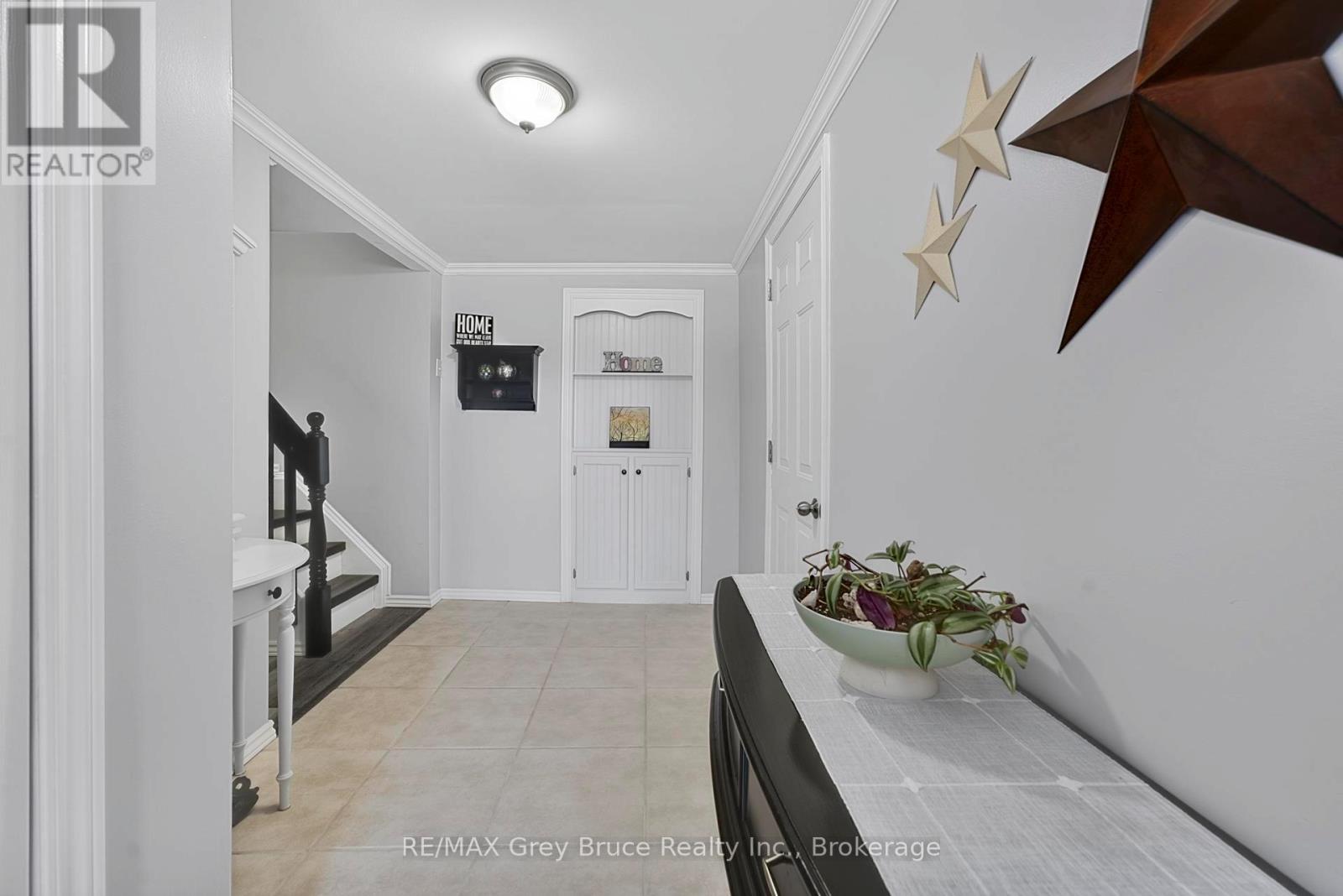138 Main Street, Arran-Elderslie, Ontario  N0H 2N0 - Photo 12 - X12990284