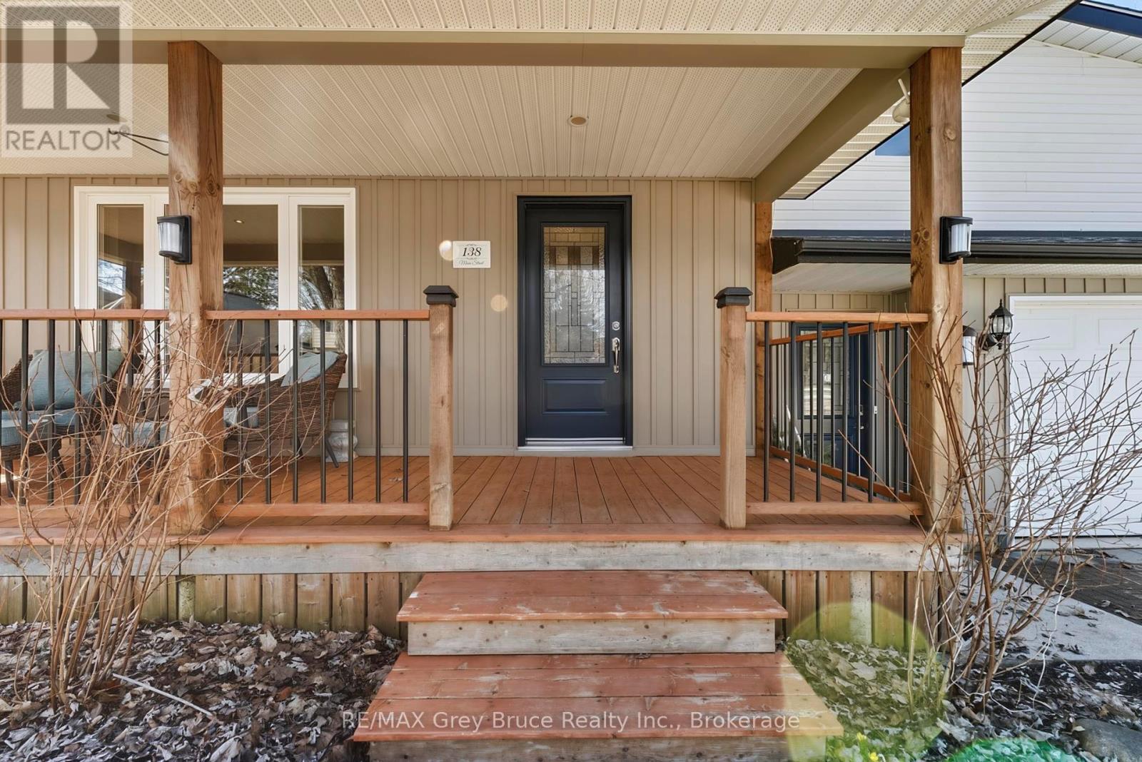 138 Main Street, Arran-Elderslie, Ontario  N0H 2N0 - Photo 4 - X12990284