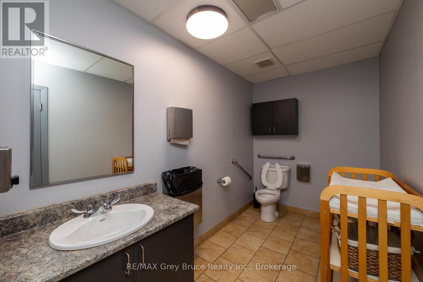 827 2nd Avenue E, Owen Sound, Ontario  N4K 2H2 - Photo 27 - X12990312