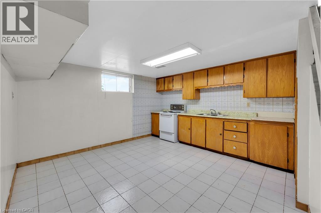 112 Purdy Crescent, Hamilton, Ontario  L9A 3B3 - Photo 20 - 40820219