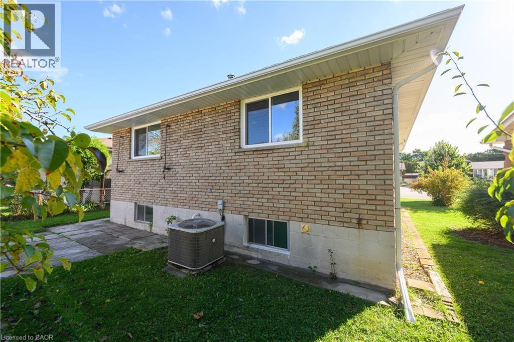 112 Purdy Crescent, Hamilton, Ontario  L9A 3B3 - Photo 34 - 40820219