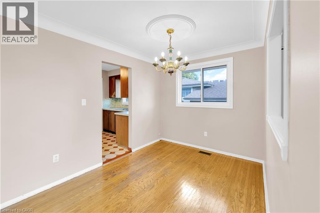 112 Purdy Crescent, Hamilton, Ontario  L9A 3B3 - Photo 8 - 40820219