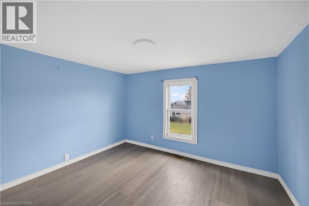 527 Bond Street, Watford, Ontario  N0M 2S0 - Photo 16 - 40819933