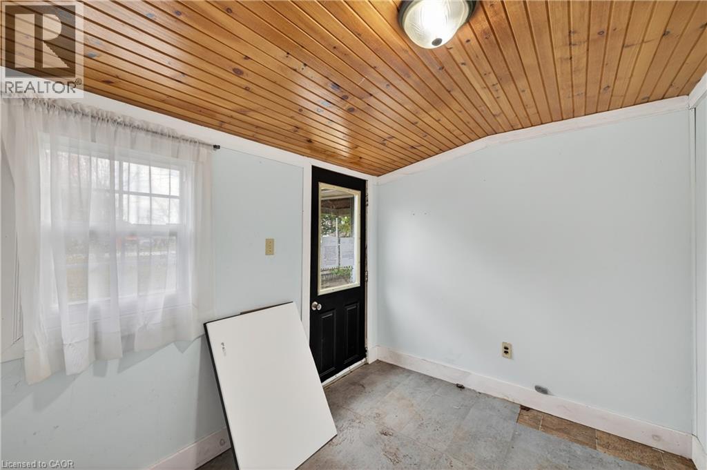 527 Bond Street, Watford, Ontario  N0M 2S0 - Photo 40 - 40819933