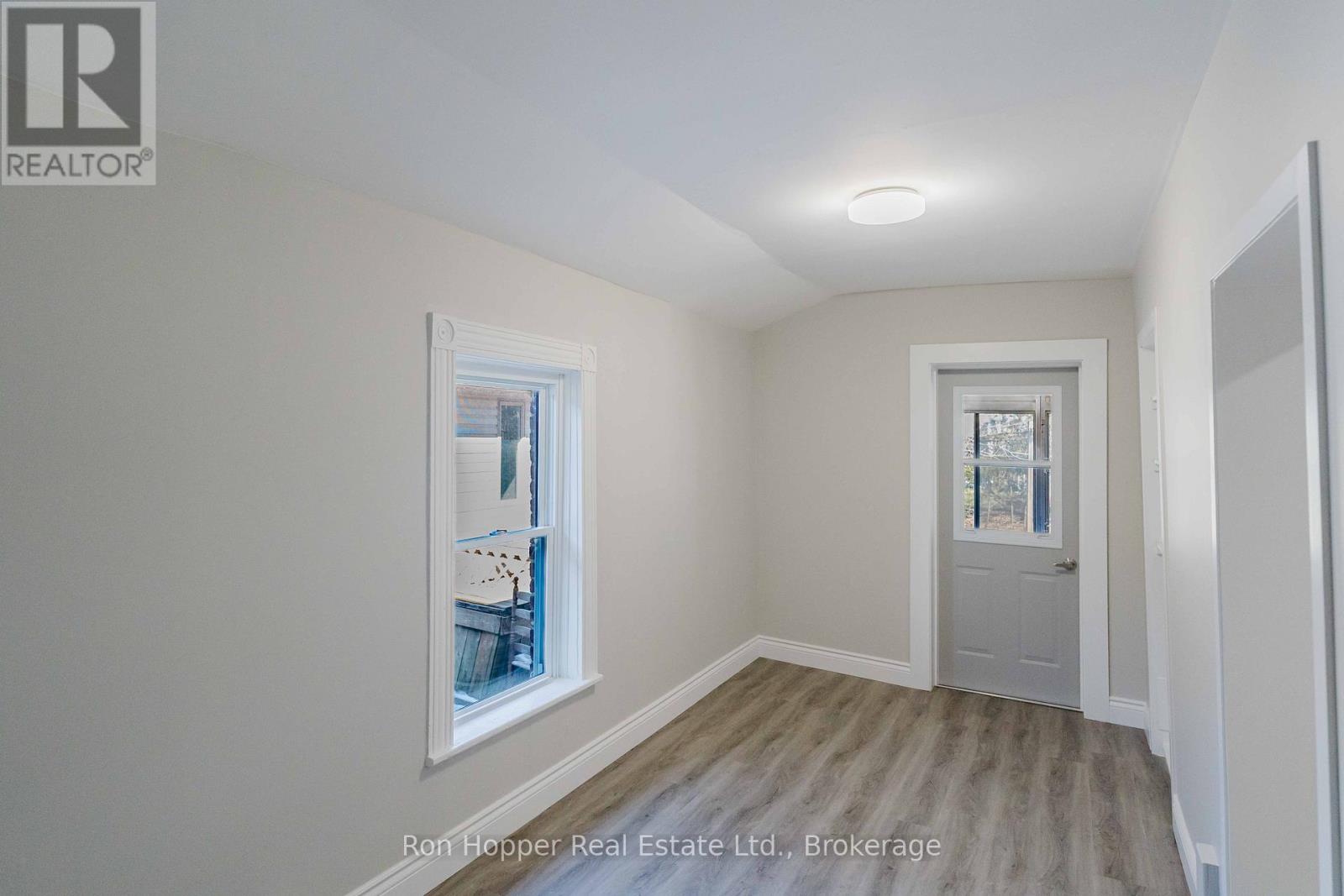 682 7th St A East Street, Owen Sound, Ontario  N4K 1K5 - Photo 14 - X12992270