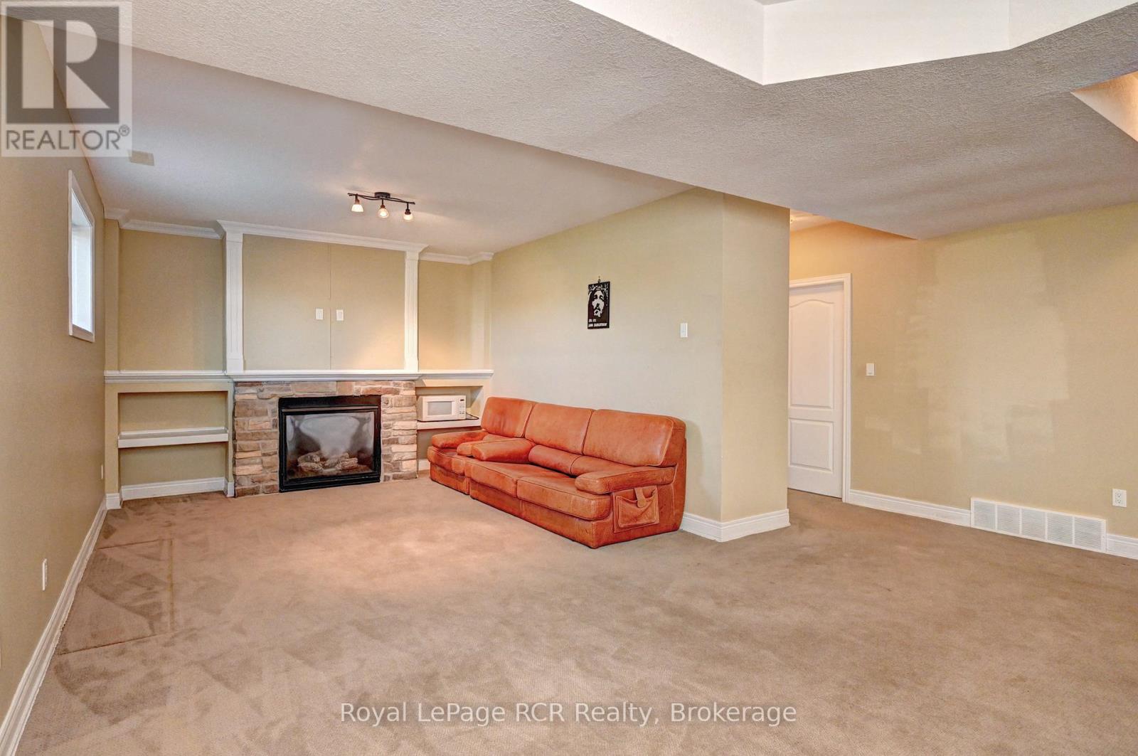 101 Douglas Street, West Grey, Ontario  N0G 1R0 - Photo 37 - X12993938
