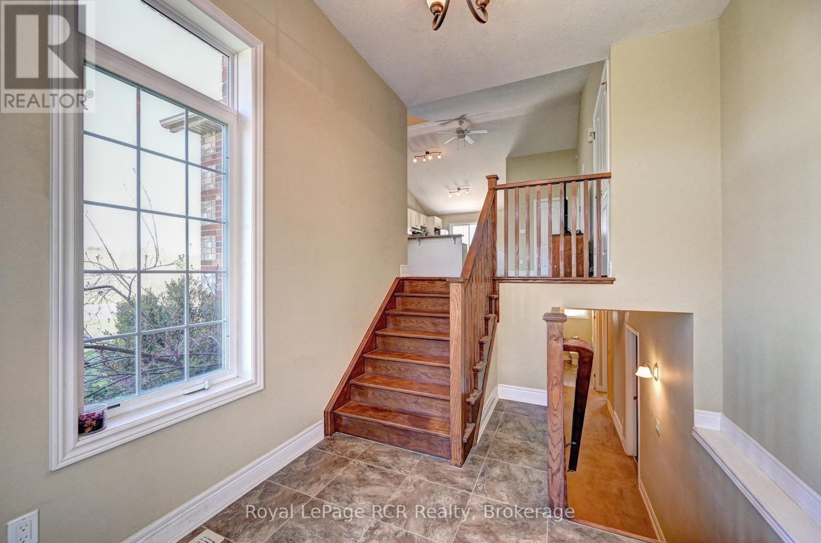 101 Douglas Street, West Grey, Ontario  N0G 1R0 - Photo 4 - X12993938