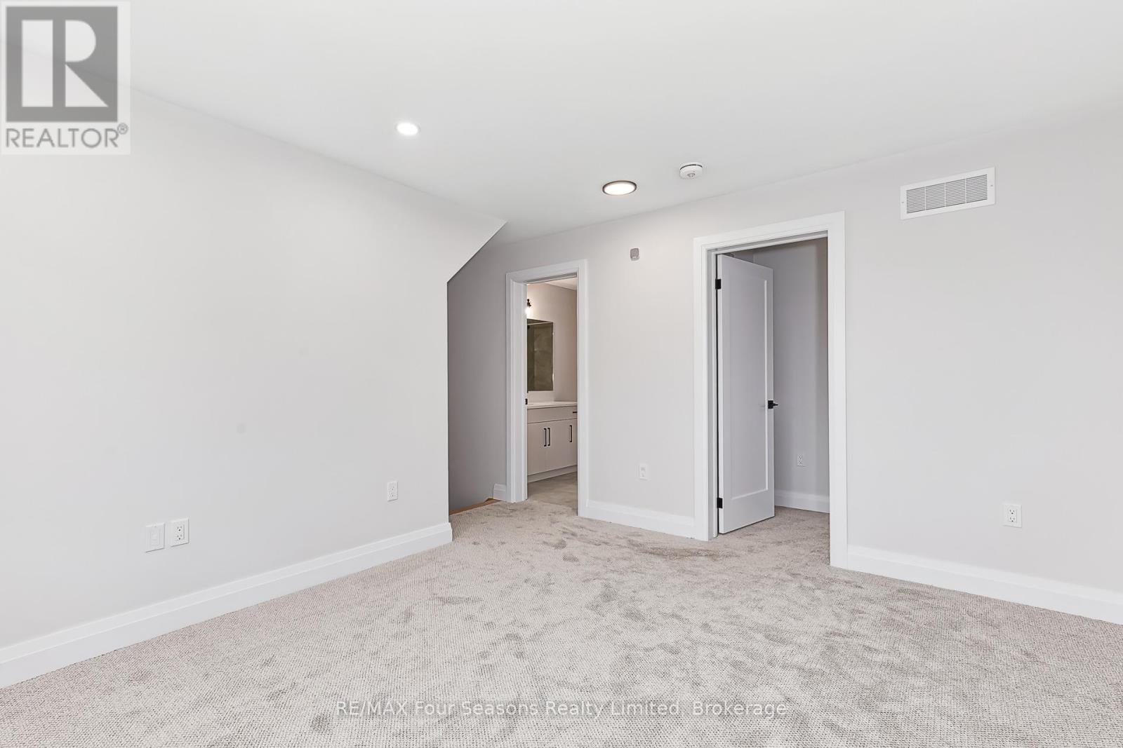 1 Boynton Court, Blue Mountains, Ontario  N0H 2P0 - Photo 32 - X12994508