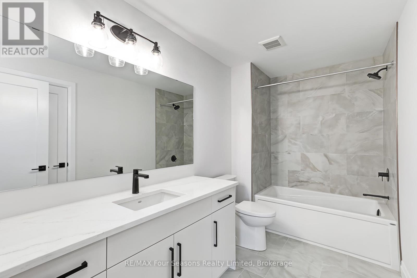 1 Boynton Court, Blue Mountains, Ontario  N0H 2P0 - Photo 36 - X12994508