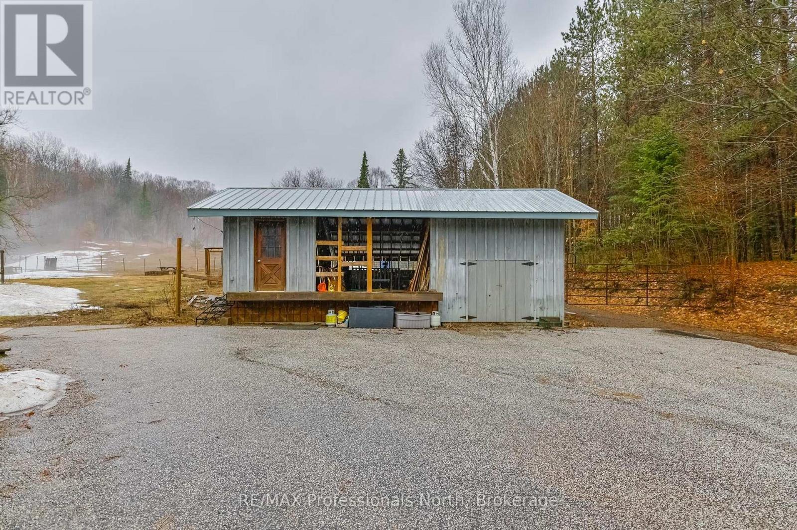 2481 North Shore Road, Algonquin Highlands, Ontario  K0M 1S0 - Photo 39 - X12995318