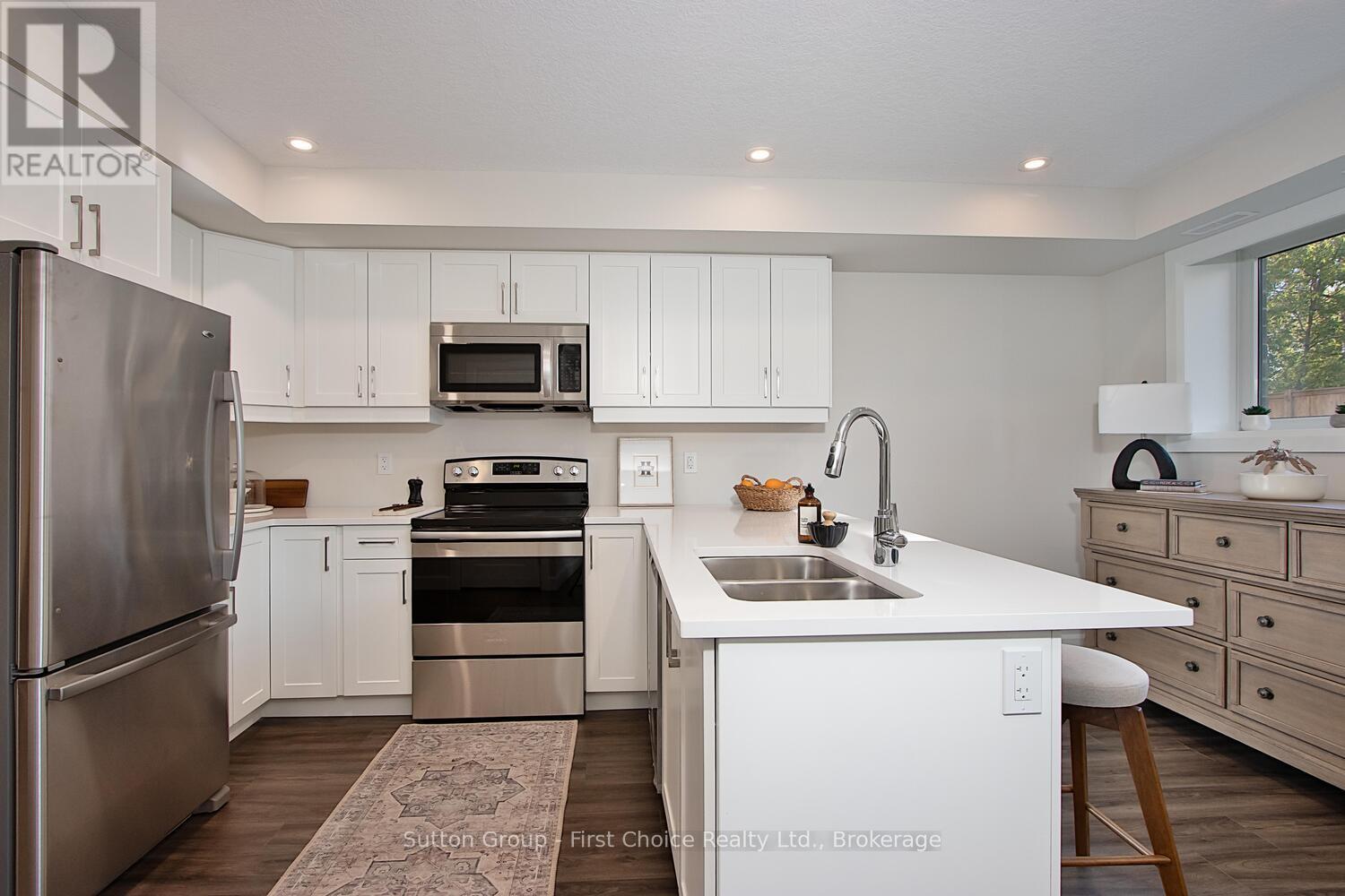 Unit 13 - 3202 Vivian Line, Stratford, Ontario  N5A 0K6 - Photo 11 - X12996064