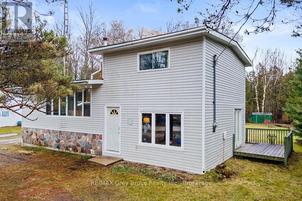 243 Mccullough Lake Drive, Chatsworth, Ontario  N0H 2V0 - Photo 16 - X12996258