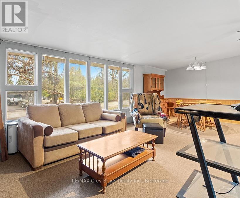 243 Mccullough Lake Drive, Chatsworth, Ontario  N0H 2V0 - Photo 24 - X12996258