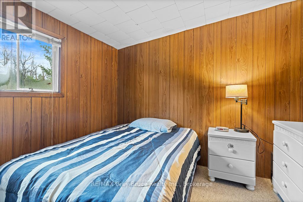243 Mccullough Lake Drive, Chatsworth, Ontario  N0H 2V0 - Photo 32 - X12996258