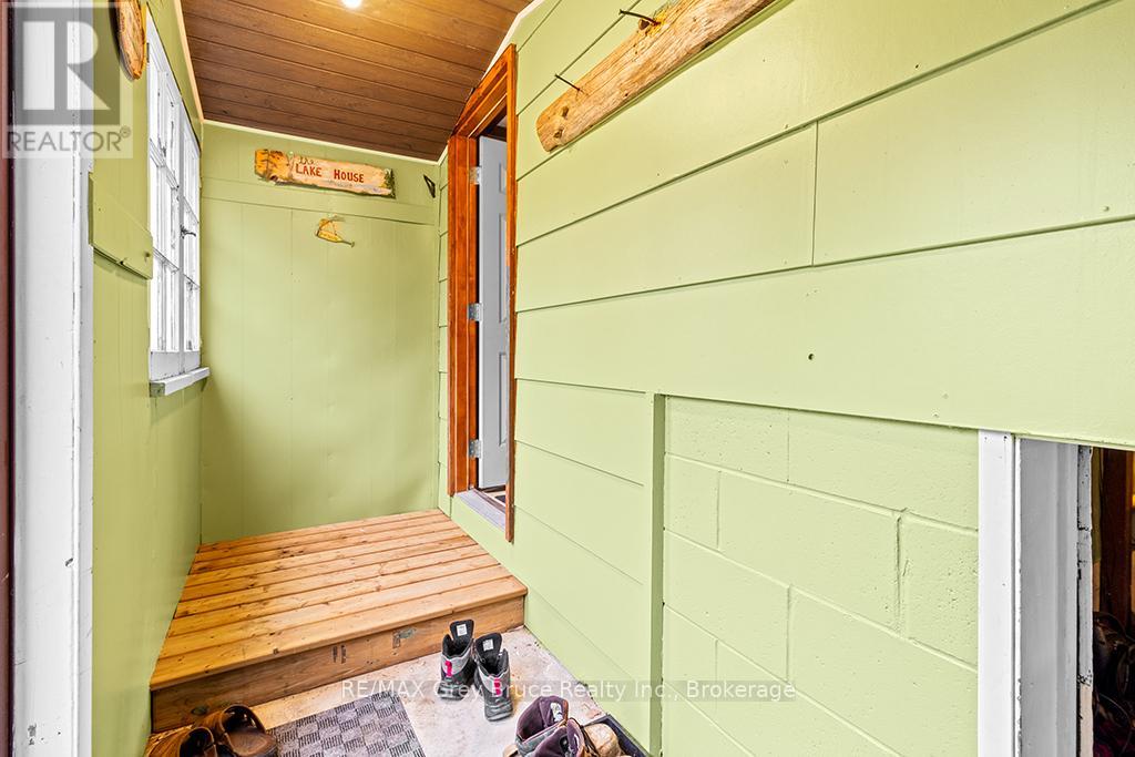 243 Mccullough Lake Drive, Chatsworth, Ontario  N0H 2V0 - Photo 36 - X12996258