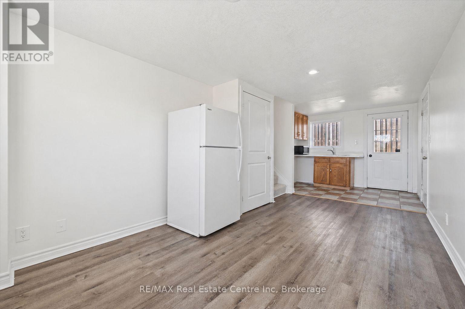6 Eastview Road, Guelph, Ontario  N1E 1Z4 - Photo 26 - X12998270