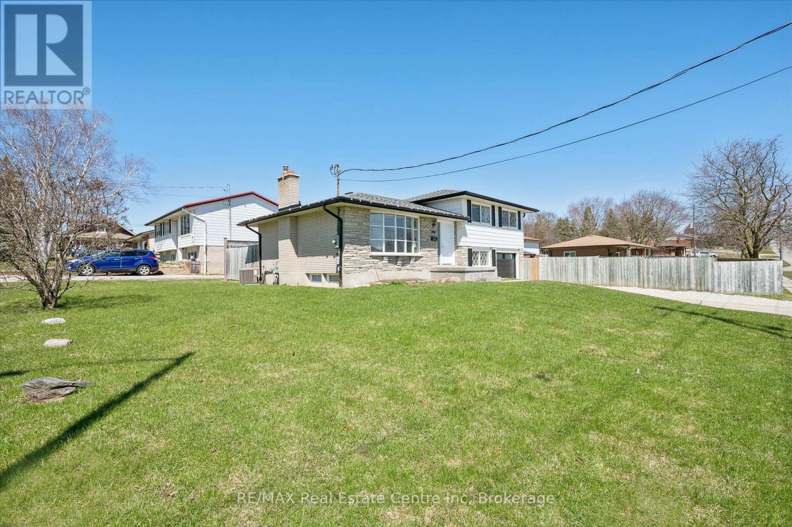 6 Eastview Road, Guelph, Ontario  N1E 1Z4 - Photo 3 - X12998270