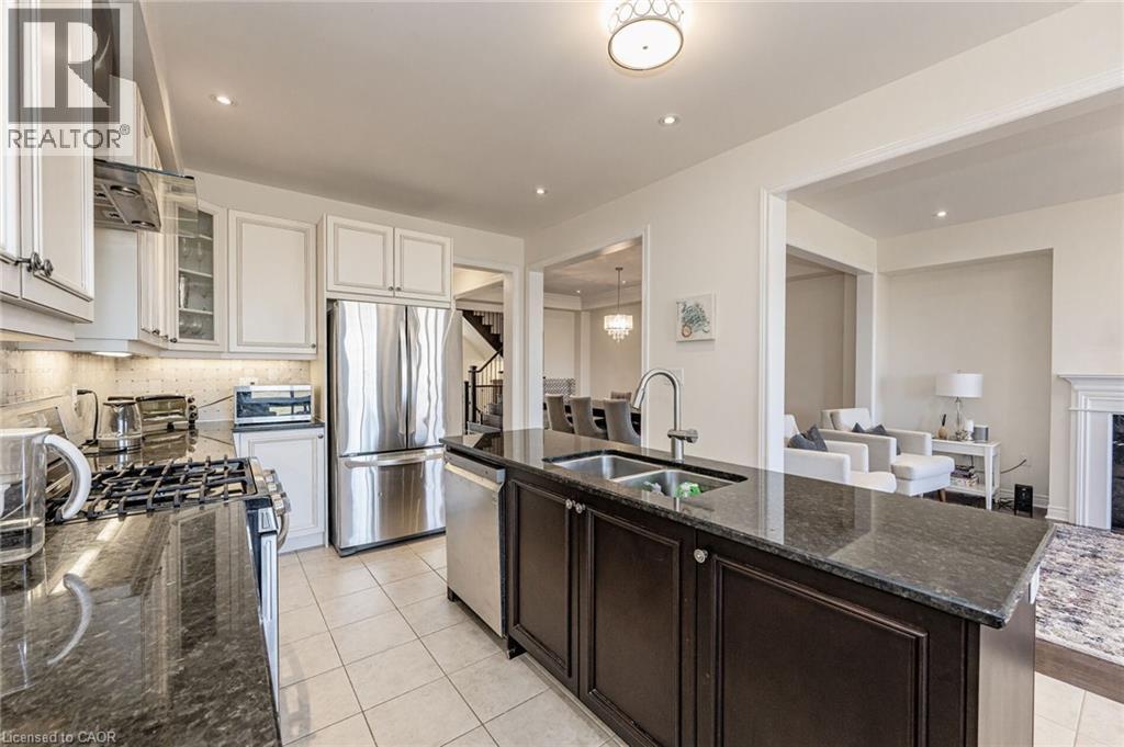 2453 Village Common, Oakville, Ontario  L6M 0S2 - Photo 11 - 40820076