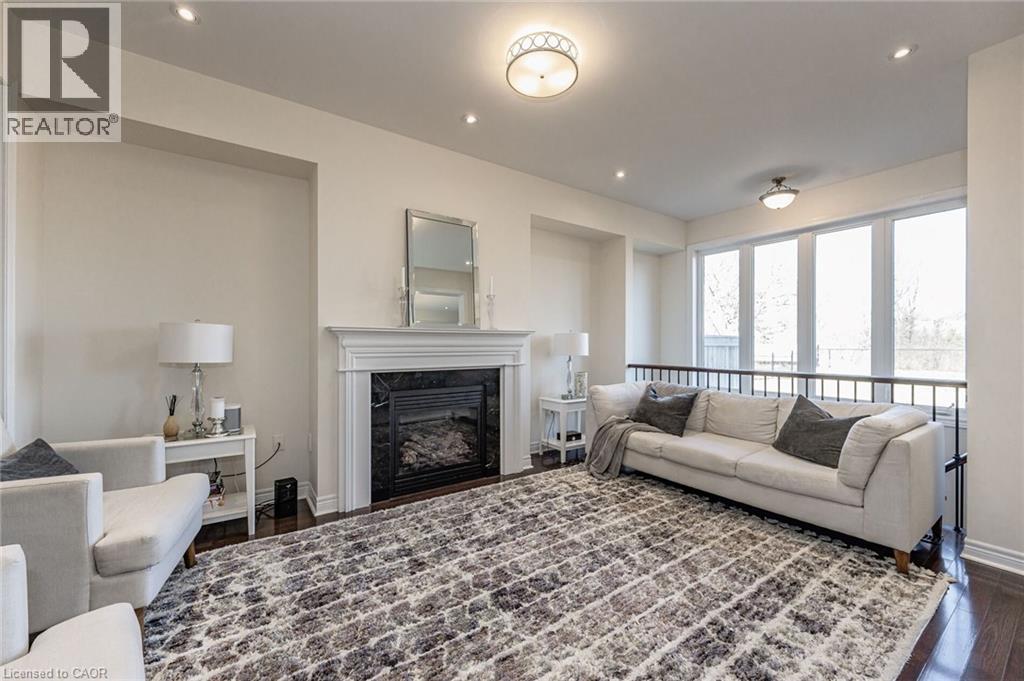 2453 Village Common, Oakville, Ontario  L6M 0S2 - Photo 14 - 40820076
