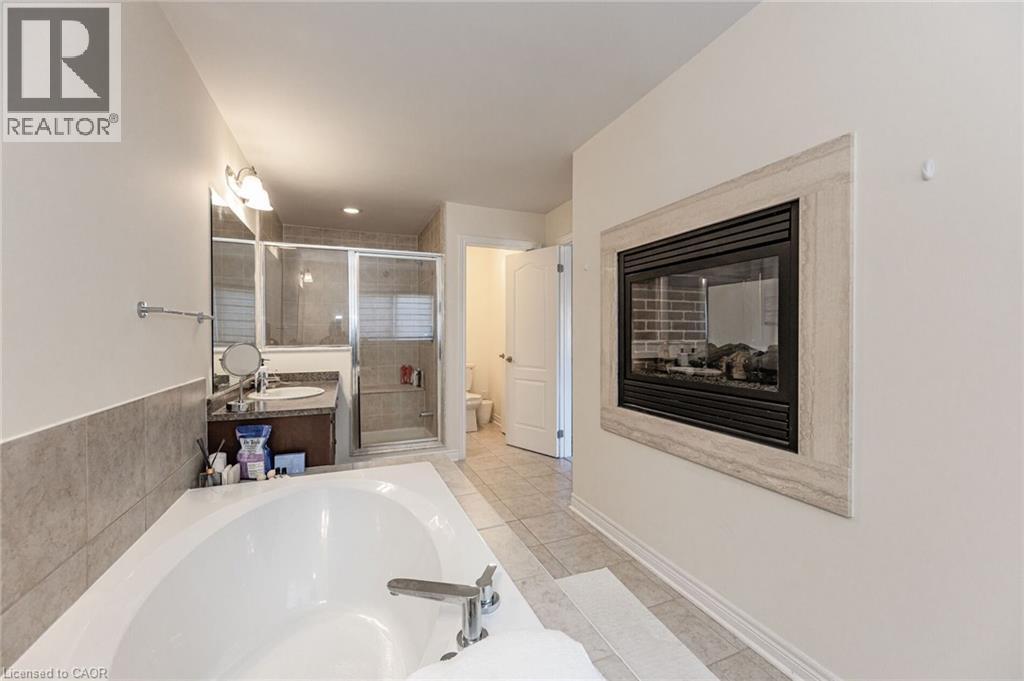 2453 Village Common, Oakville, Ontario  L6M 0S2 - Photo 23 - 40820076