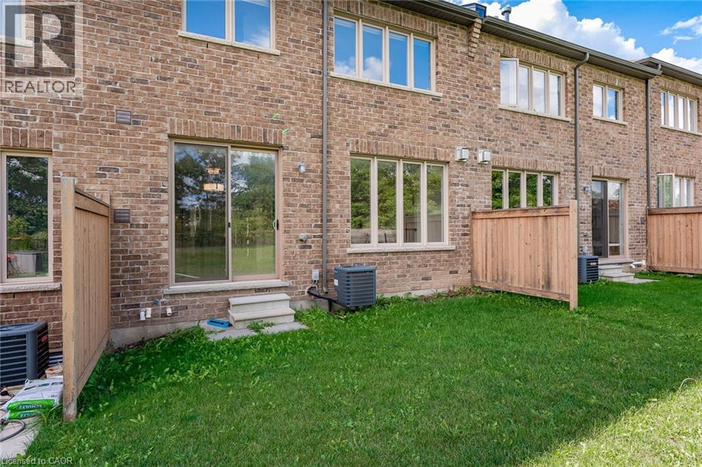 2453 Village Common, Oakville, Ontario  L6M 0S2 - Photo 41 - 40820076