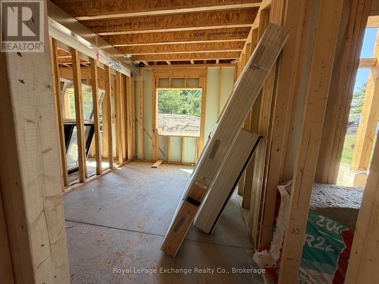 Unit 1 - 321 Arnaud Street, Arran-Elderslie, Ontario  N0G 2N0 - Photo 17 - X13000202