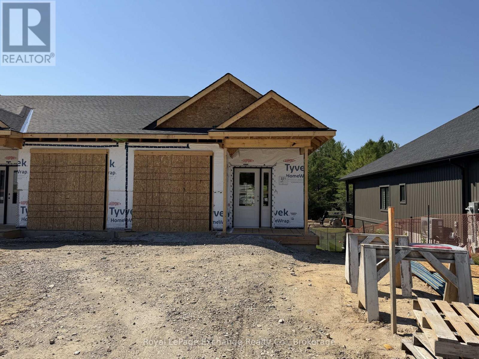 Unit 1 - 321 Arnaud Street, Arran-Elderslie, Ontario  N0G 2N0 - Photo 4 - X13000202