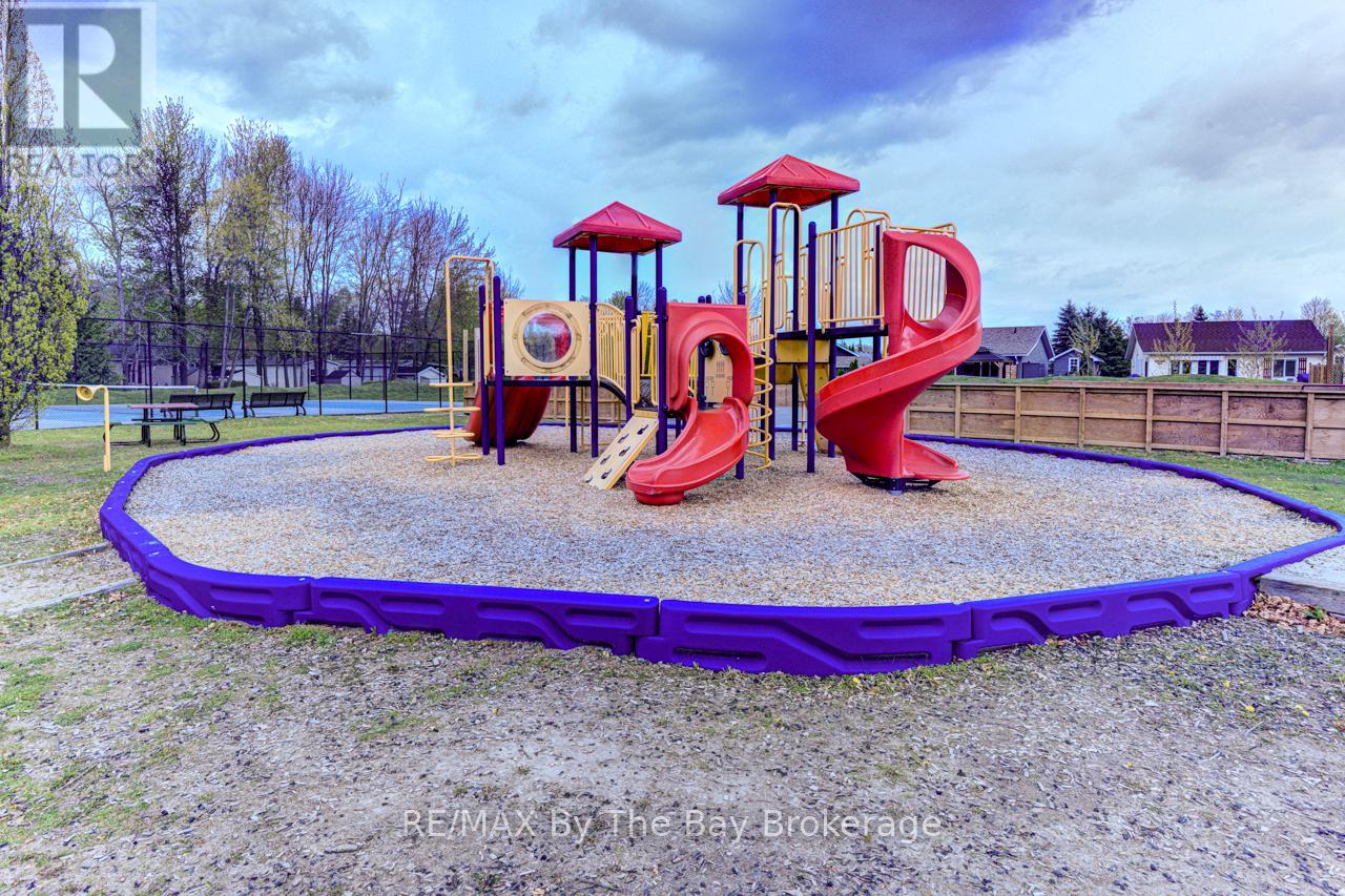 75 - 85 Theme Park Drive, Wasaga Beach, Ontario  L9Z 1X7 - Photo 25 - S13000878