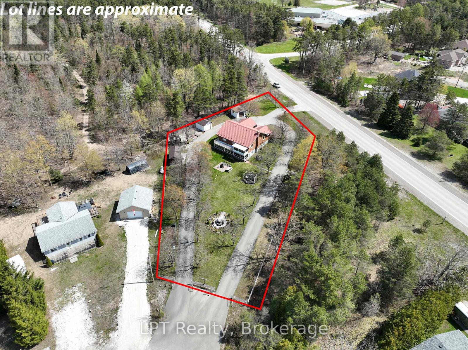 58 Allister Place, South Bruce Peninsula, Ontario  N0H 2T0 - Photo 4 - X13001526