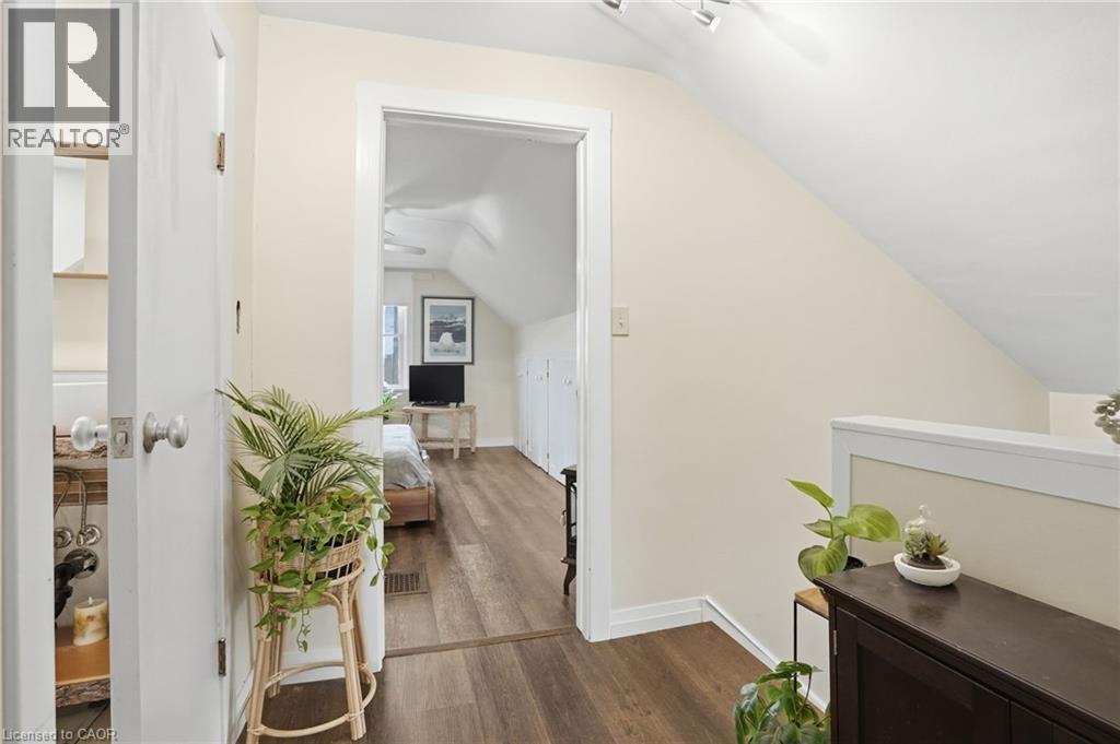 336 Barton Street, Stoney Creek, Ontario  L8E 2K9 - Photo 21 - 40820747