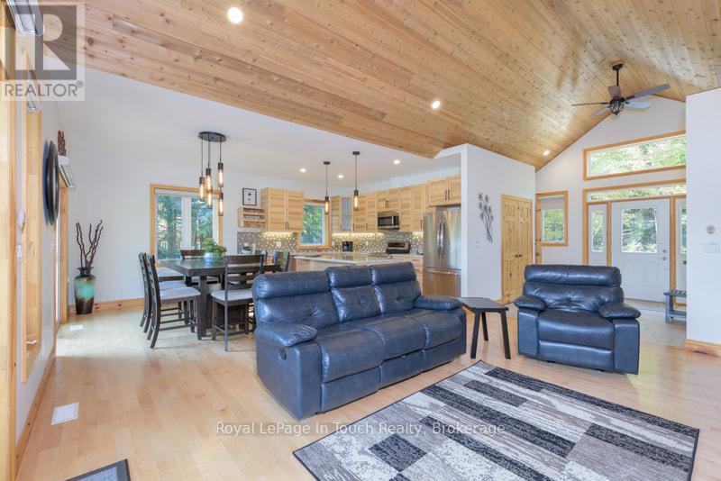 149 John Buchler Road, Georgian Bay, Ontario  L0K 1S0 - Photo 14 - X13002054