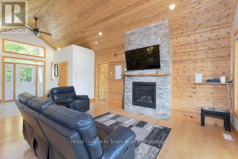 149 John Buchler Road, Georgian Bay, Ontario  L0K 1S0 - Photo 15 - X13002054